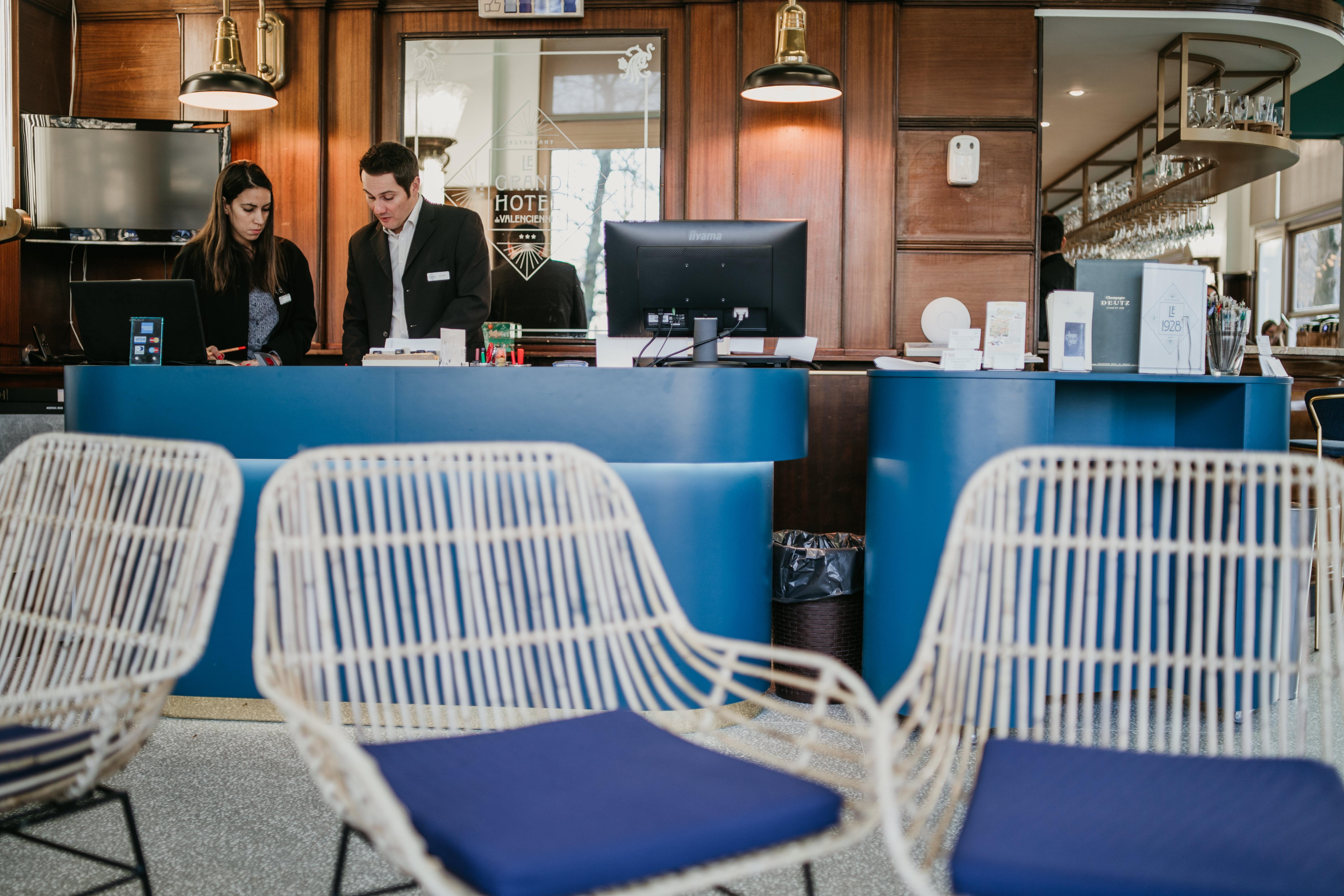 Le Grand Hotel Valenciennes Dış mekan fotoğraf
