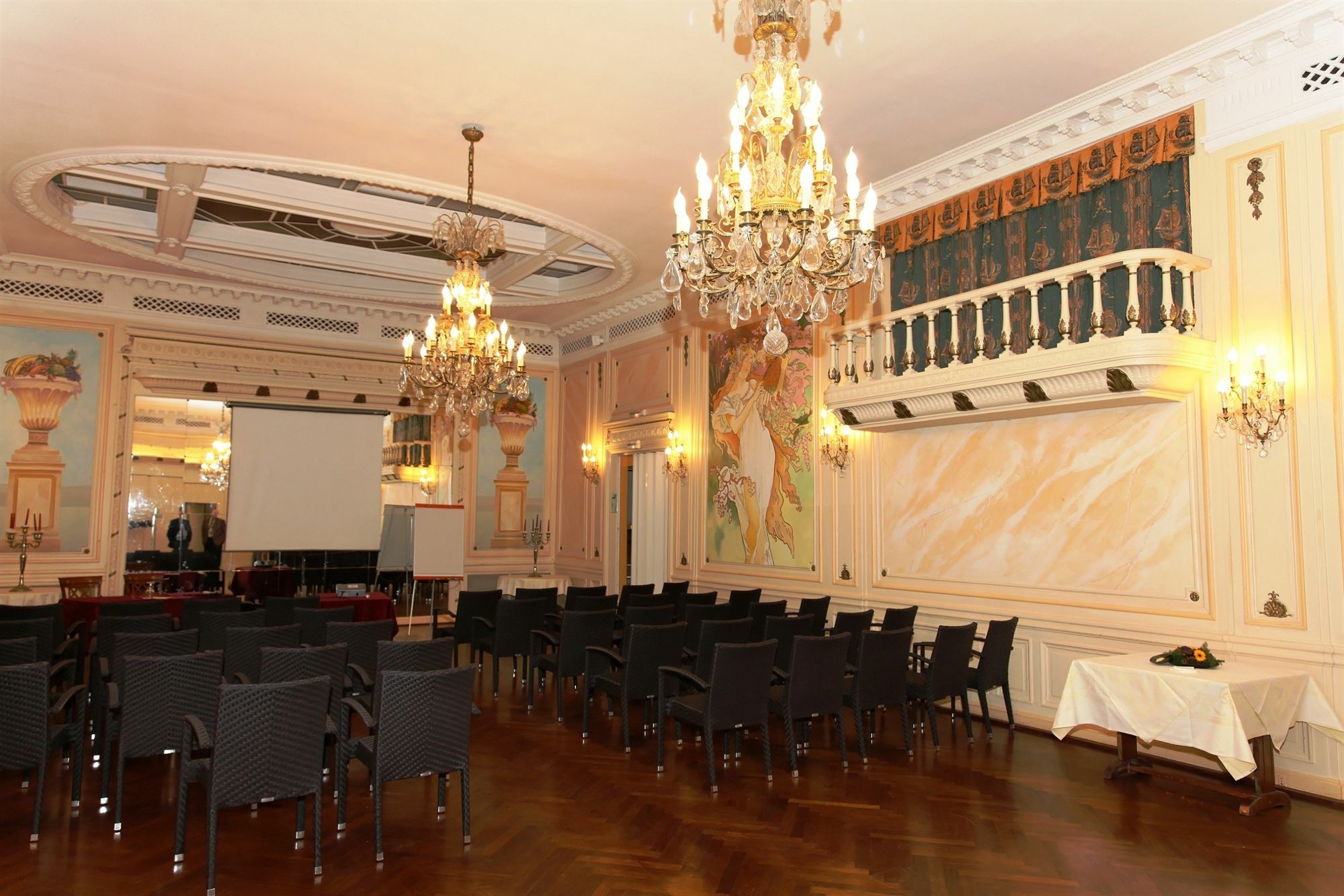 Le Grand Hotel Valenciennes Dış mekan fotoğraf